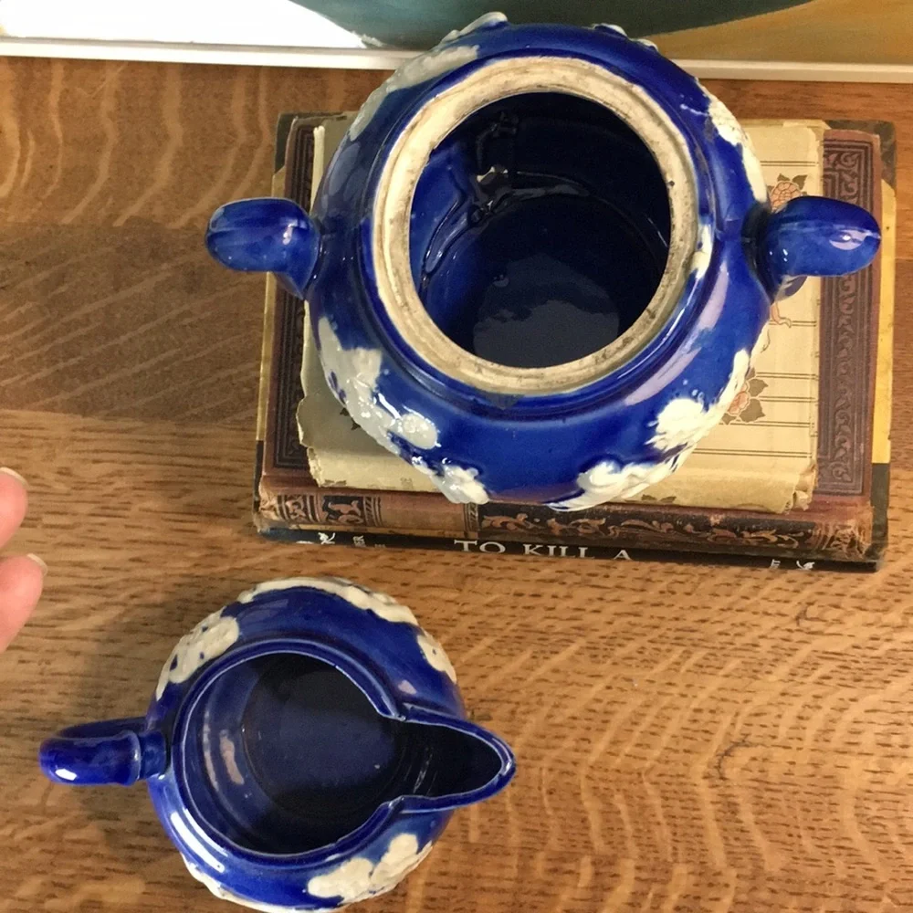 Vintage Sugar Bowl & Creamer - Picture 4 of 8